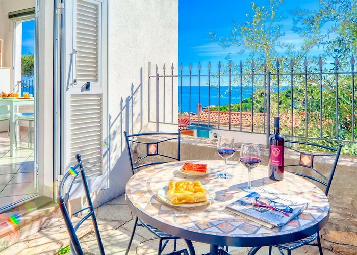 Appartement Il Geranio Sant'elmo - *